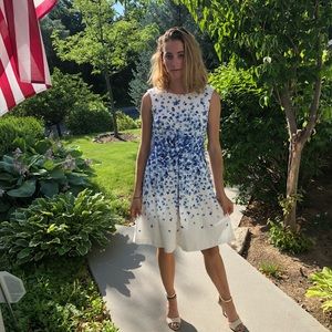 Woman’s occasional dress